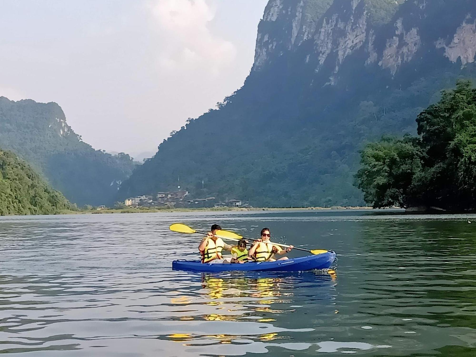 Ba Be Green Bac Kan Luaran gambar